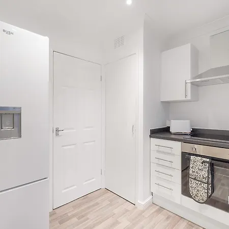 Stylish & Relaxing Retreat In Normanby, Sleeps 4 Middlesbrough